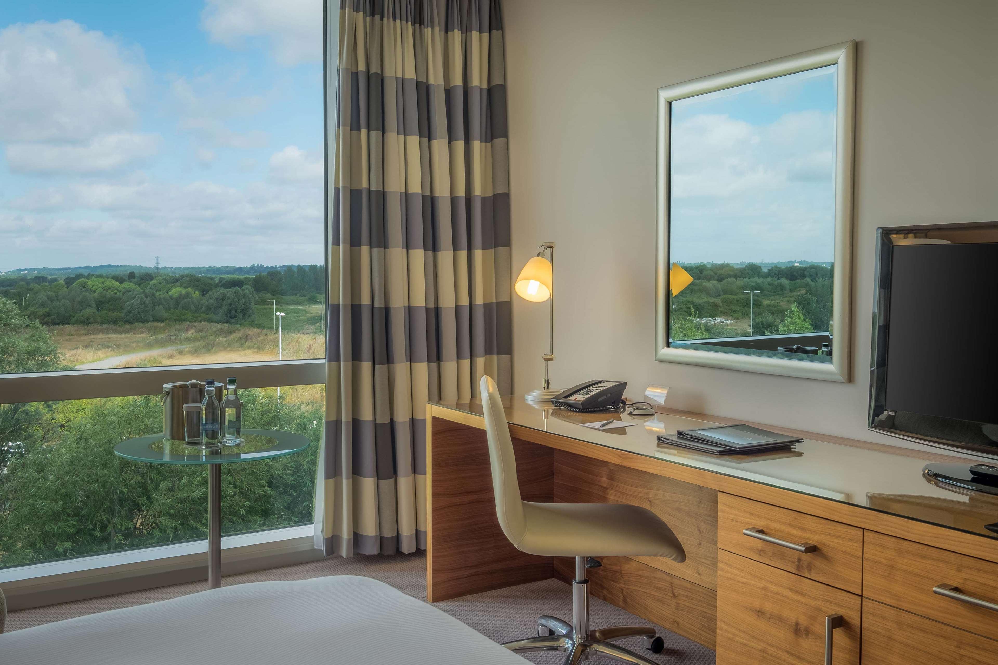 Hilton Reading Hotel Ngoại thất bức ảnh