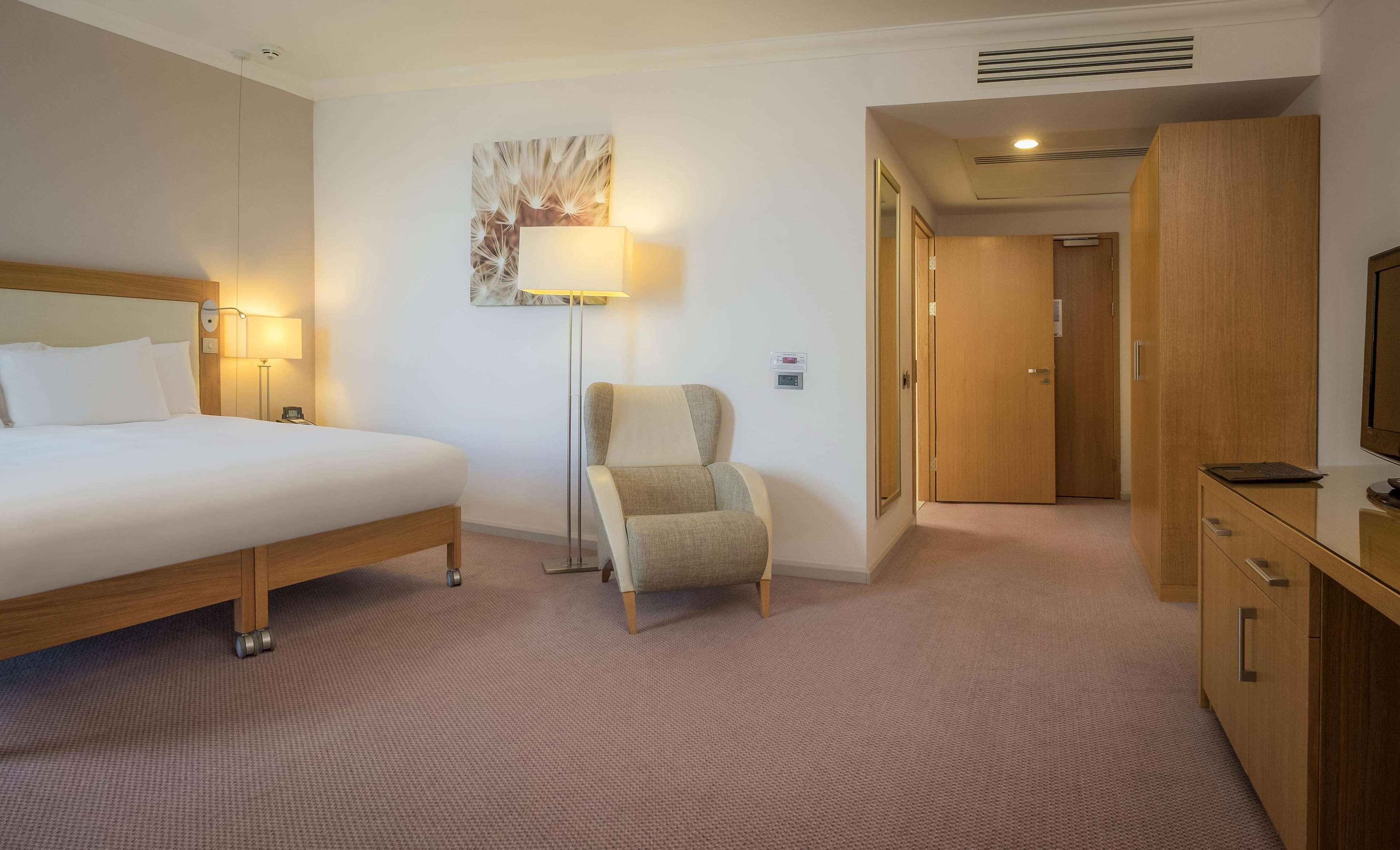 Hilton Reading Hotel Ngoại thất bức ảnh