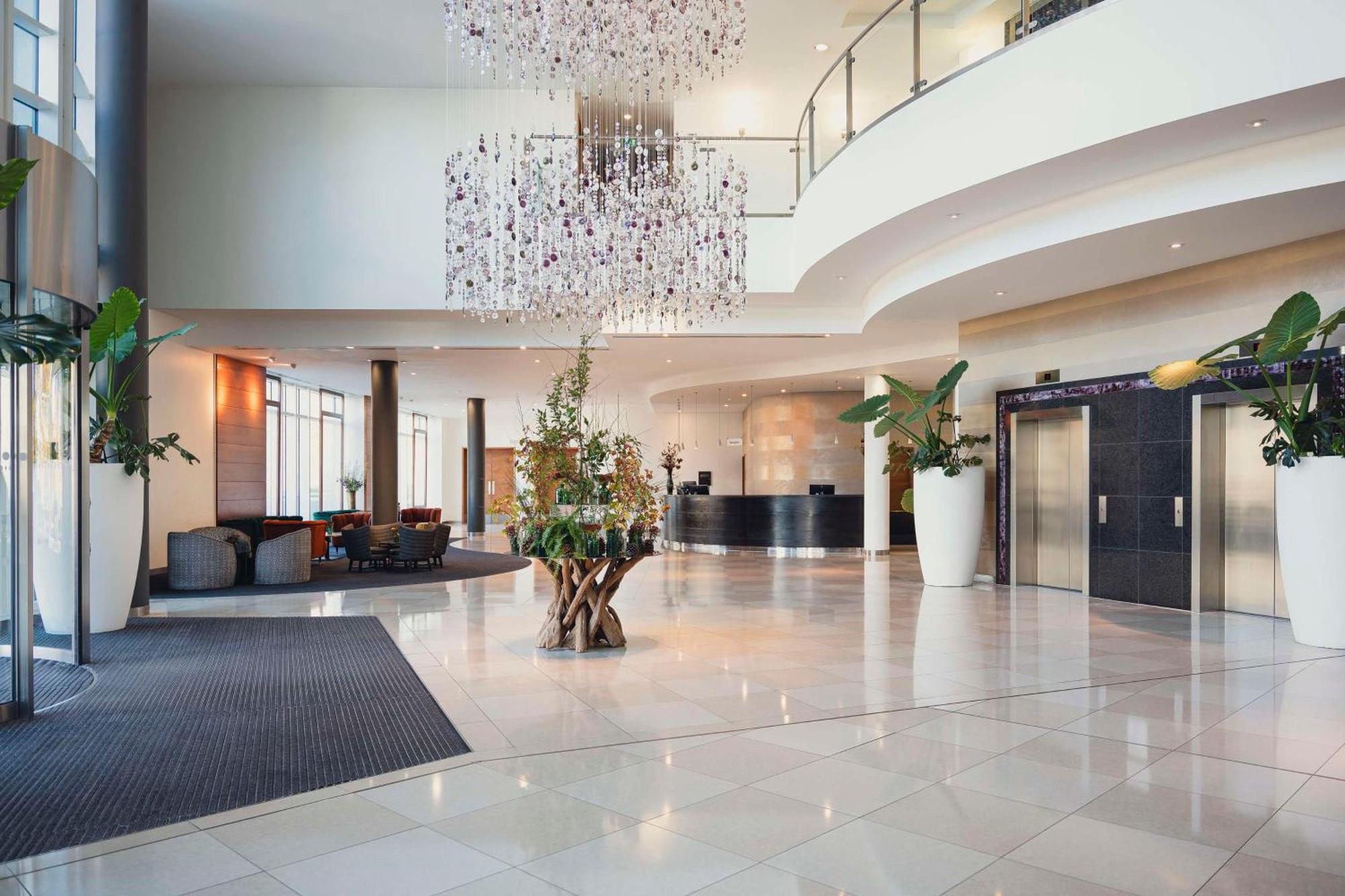 Hilton Reading Hotel Ngoại thất bức ảnh