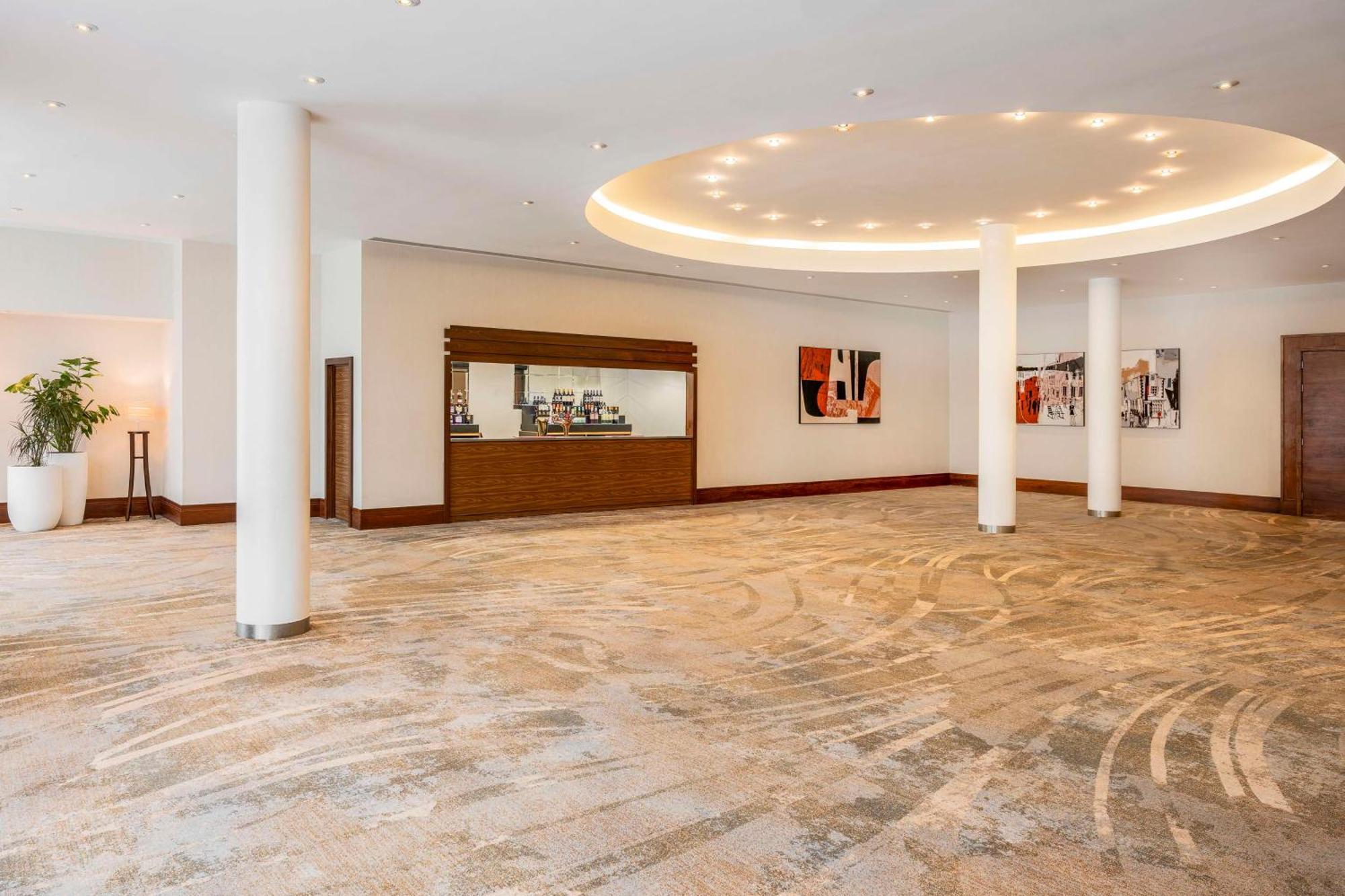 Hilton Reading Hotel Ngoại thất bức ảnh
