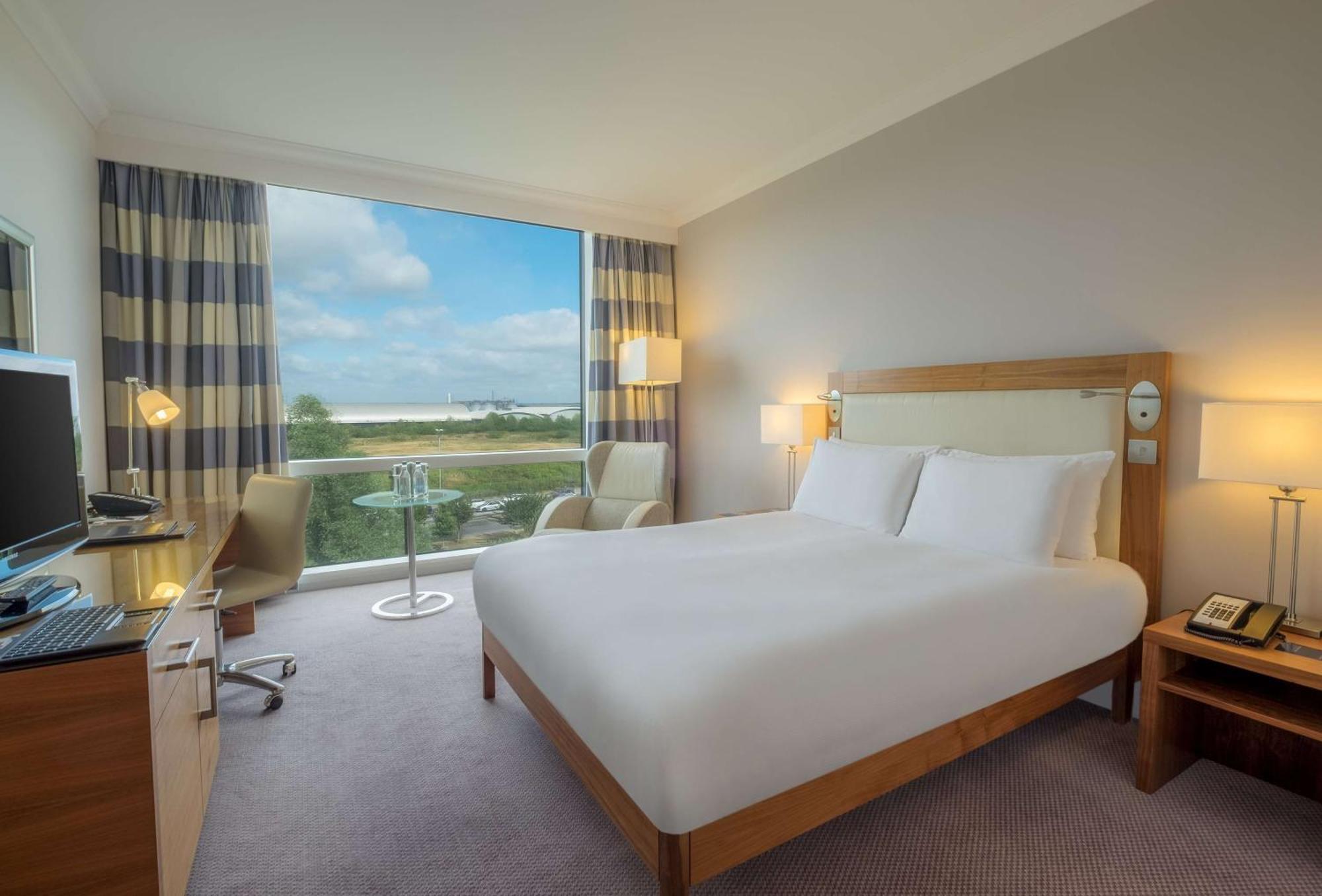 Hilton Reading Hotel Ngoại thất bức ảnh